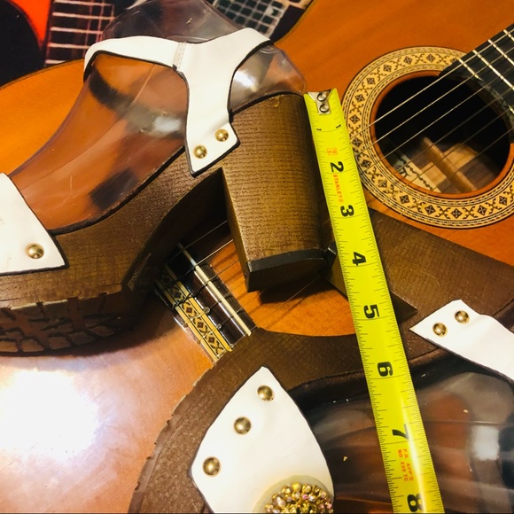 🌺Natures Breeze White Platform Decorative Heels! - Picture 14 of 16